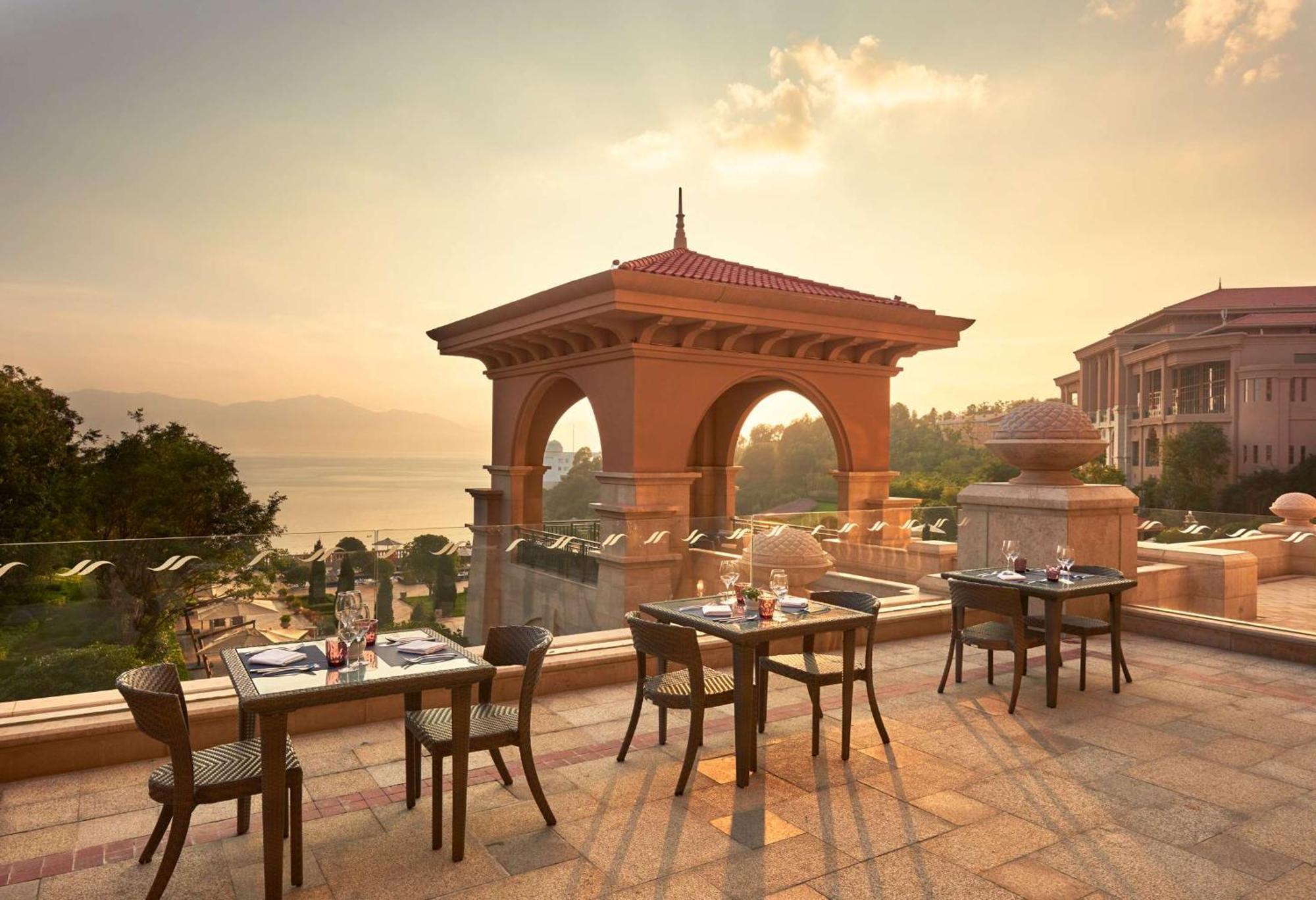 Hilton Yuxi Fuxian Lake Chengjiang  Exteriér fotografie