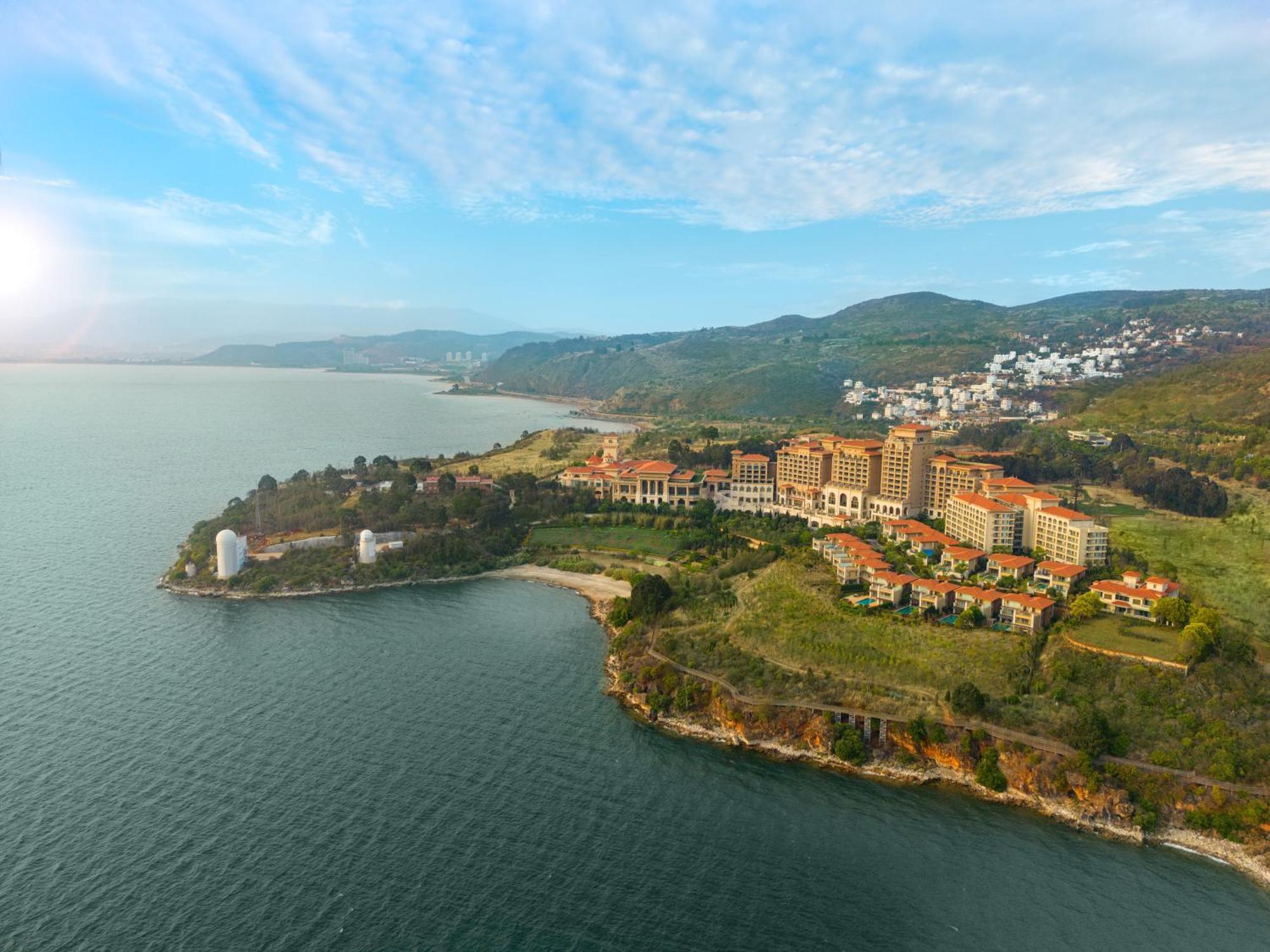 Hilton Yuxi Fuxian Lake Chengjiang  Exteriér fotografie